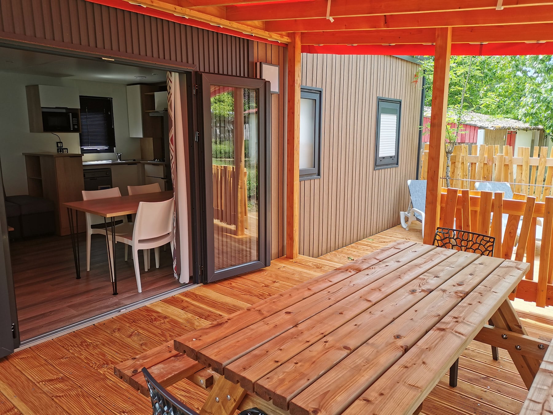 Premium-Familienmobilheim – Urlaub in der Dordogne – espace de vie 2