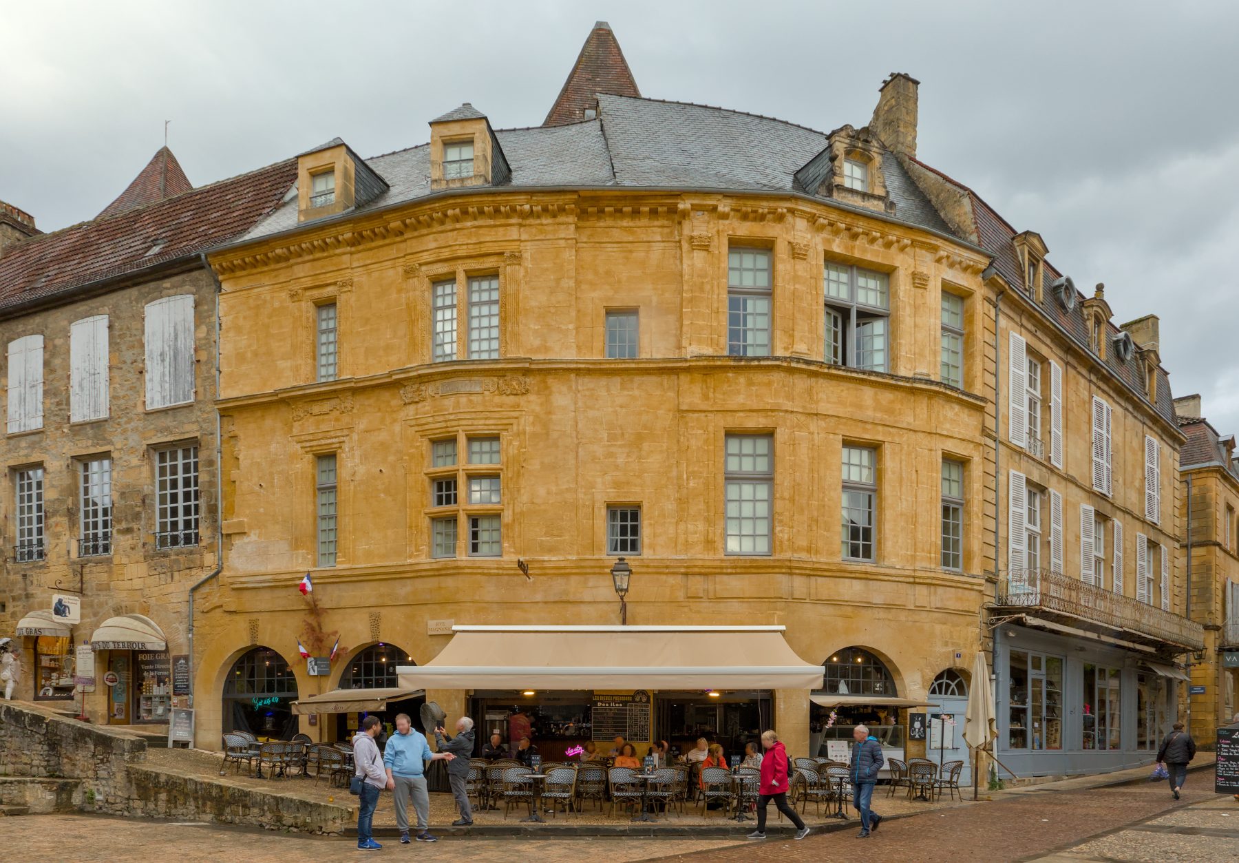 Place de la Liberté à Sarlat-la-Canéda