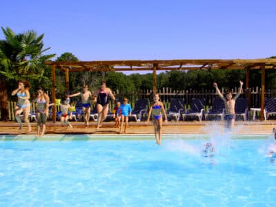 camping-dordogne-monpazier-piscine-chauffee