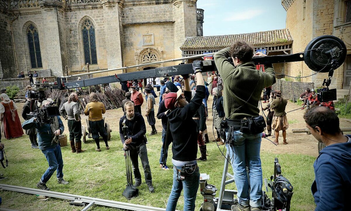 Tournage de « Fortune de France » au château de Biron, à 4 km du camping